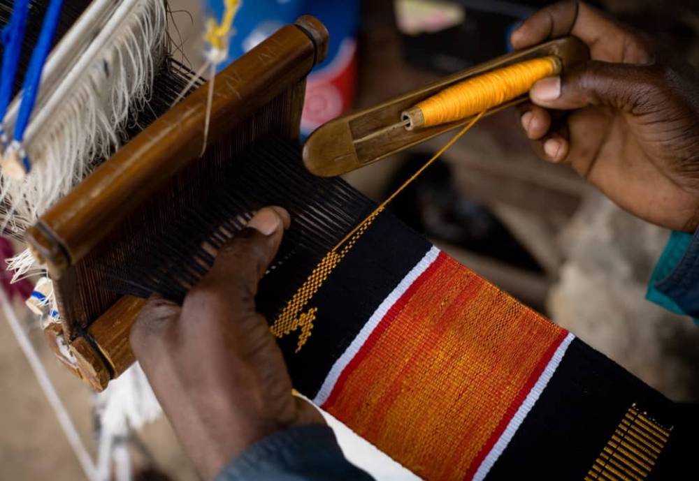 How is Kente Made