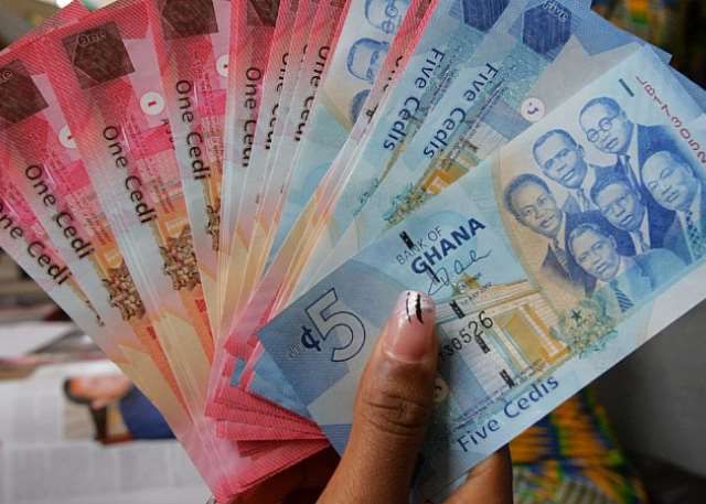 Can you live on ₵21.77 minimum wage? Here’s a smart budget plan